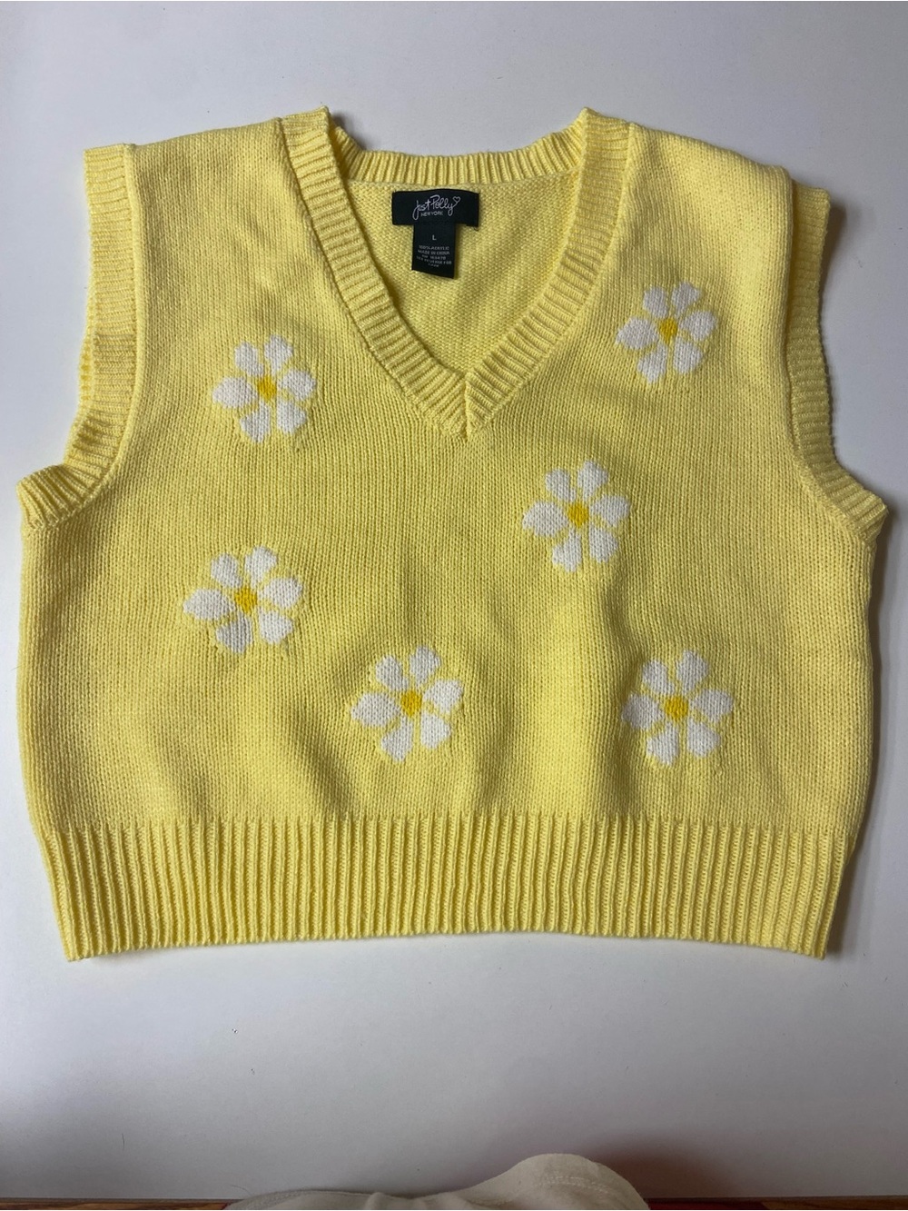 Just Polly Yellow Sweater Vest White Floral Print great condition juniors size L